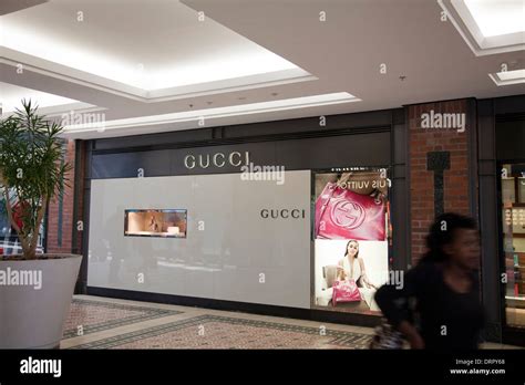 the mall gucci contatti|gucci store waterfront.